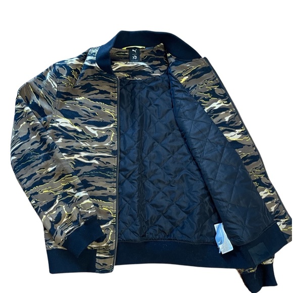 New - Limited Puma x XO / The Weekend Bomber Jacket - Camo - Picture 5 of 15